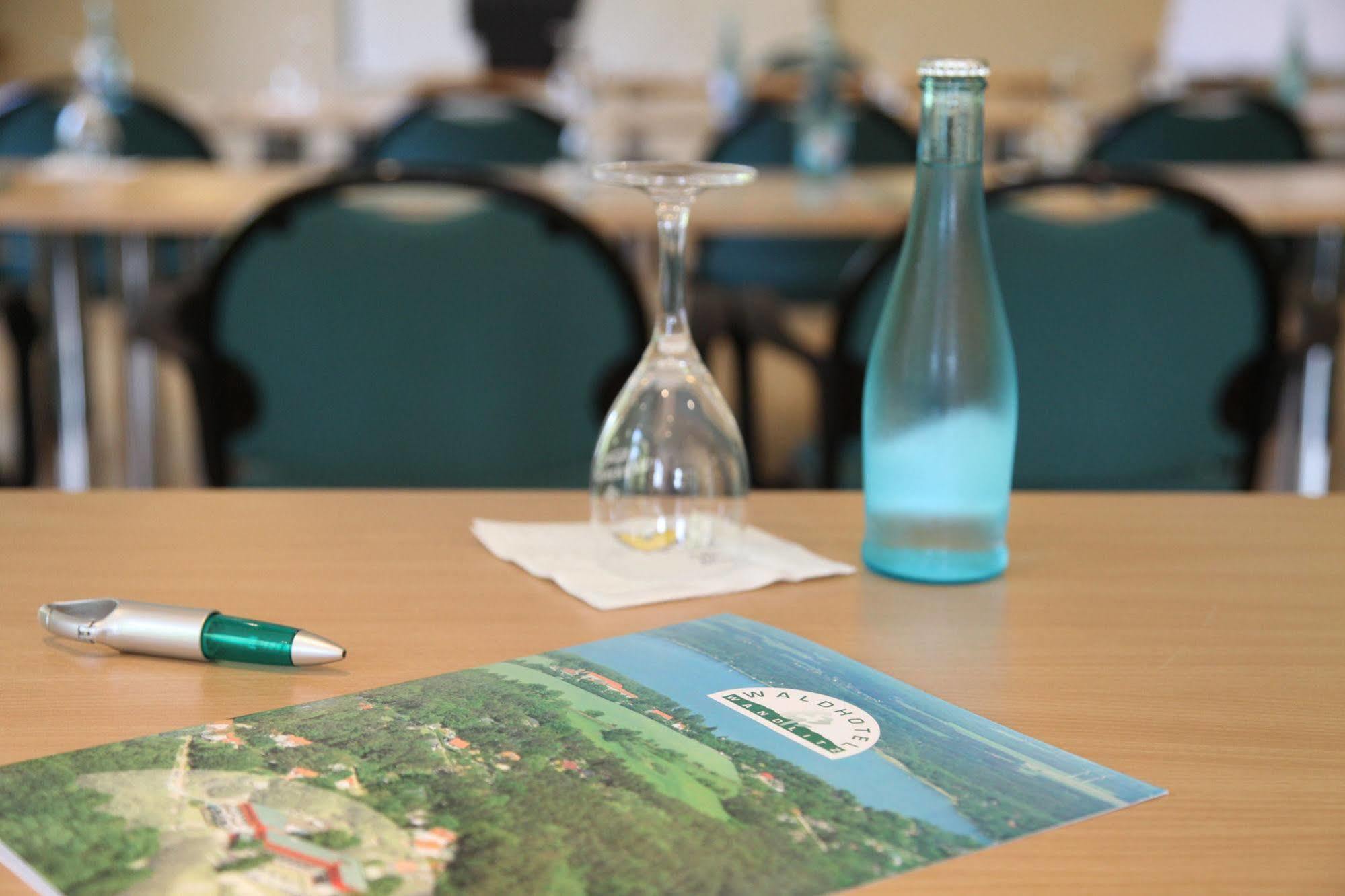 Waldhotel Wandlitz Buitenkant foto